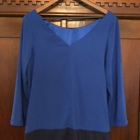 Express color block dress, 3/4 sleeves, v-back - Picture 2 of 4